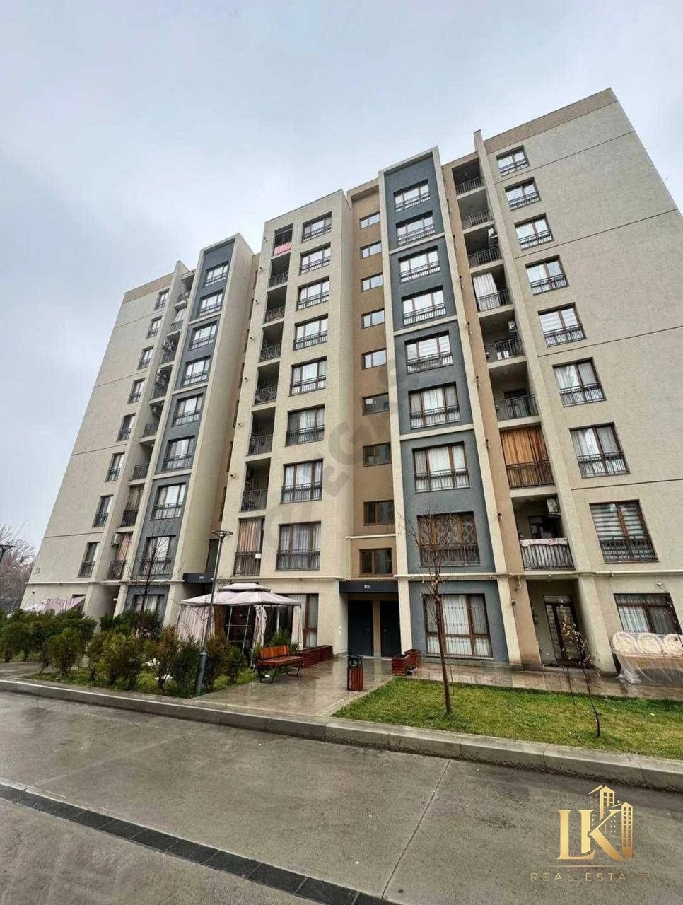 5-комнатная квартира в ЖК Almazar City, 125 м² - Cover Photo