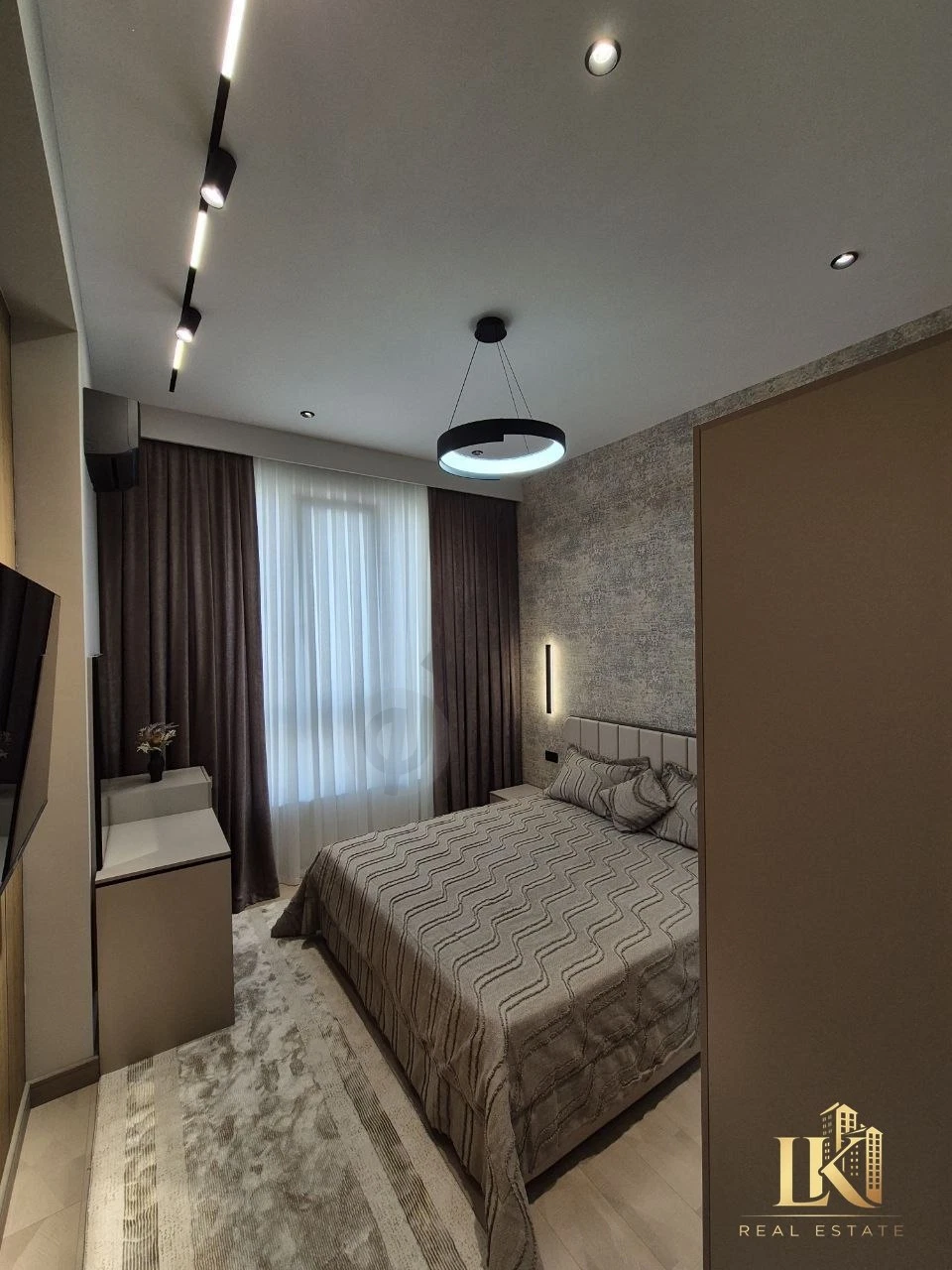 Стильная квартира с евроремонтом, 2 комнаты, 40 м², O'z Mahal - Cover Photo