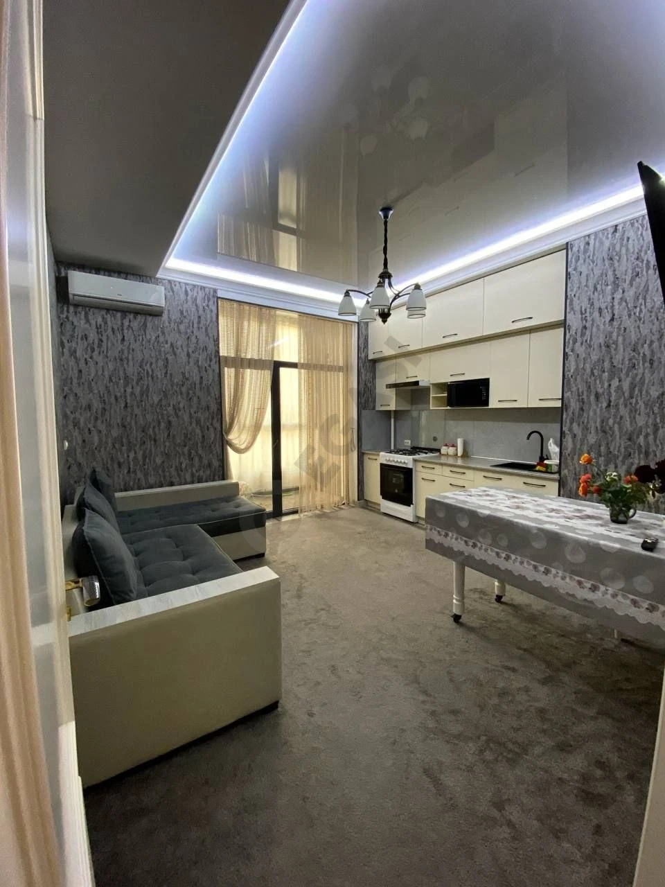 2-3 room apartment Yakka-saroy Shota Rustaveli - Cover Photo