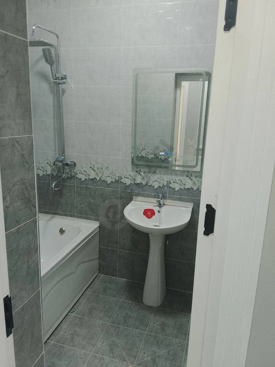 Image 7