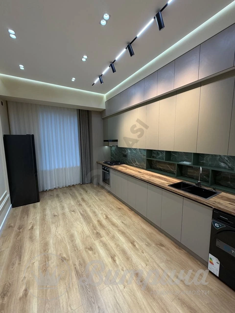 4-комнатная квартира AVIASOZLAR PLAZA, 106 кв.м - Cover Photo