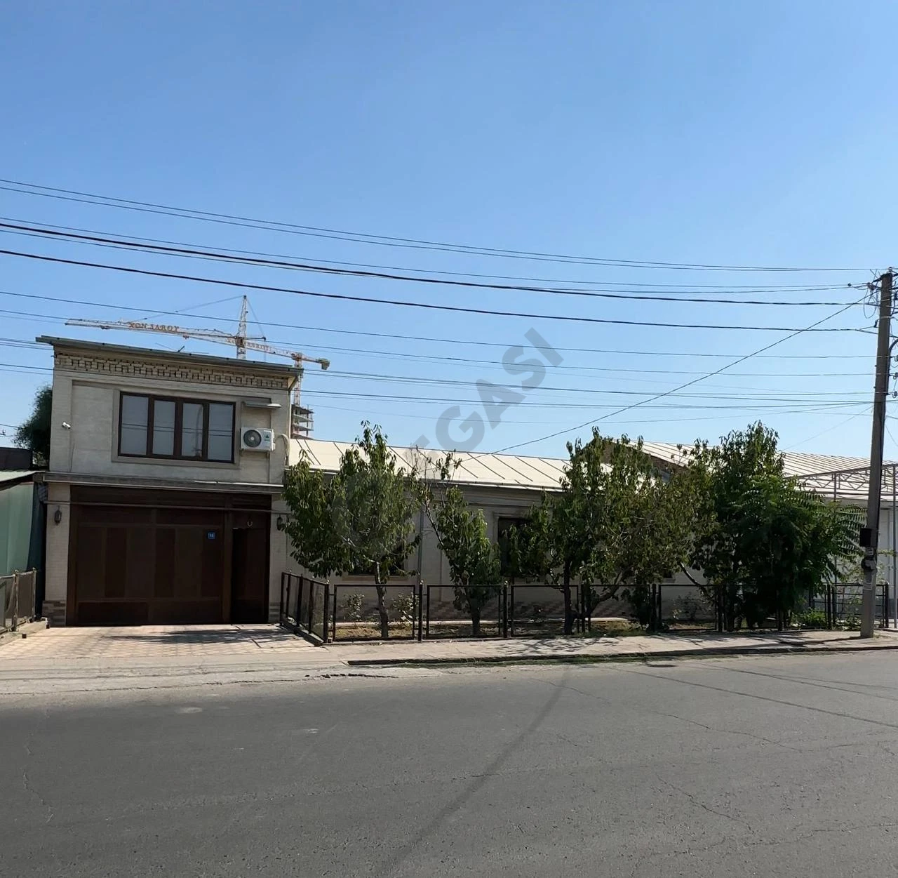 Land plot 10 sotix, 7-room house in Yashnobod, Yangiobod - Cover Photo