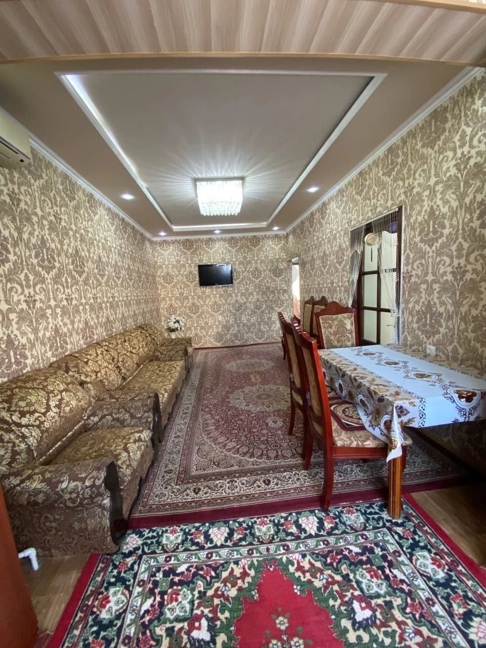 4-room house, 80 sqm, 3rd floor, Mirobod district - Cover Photo