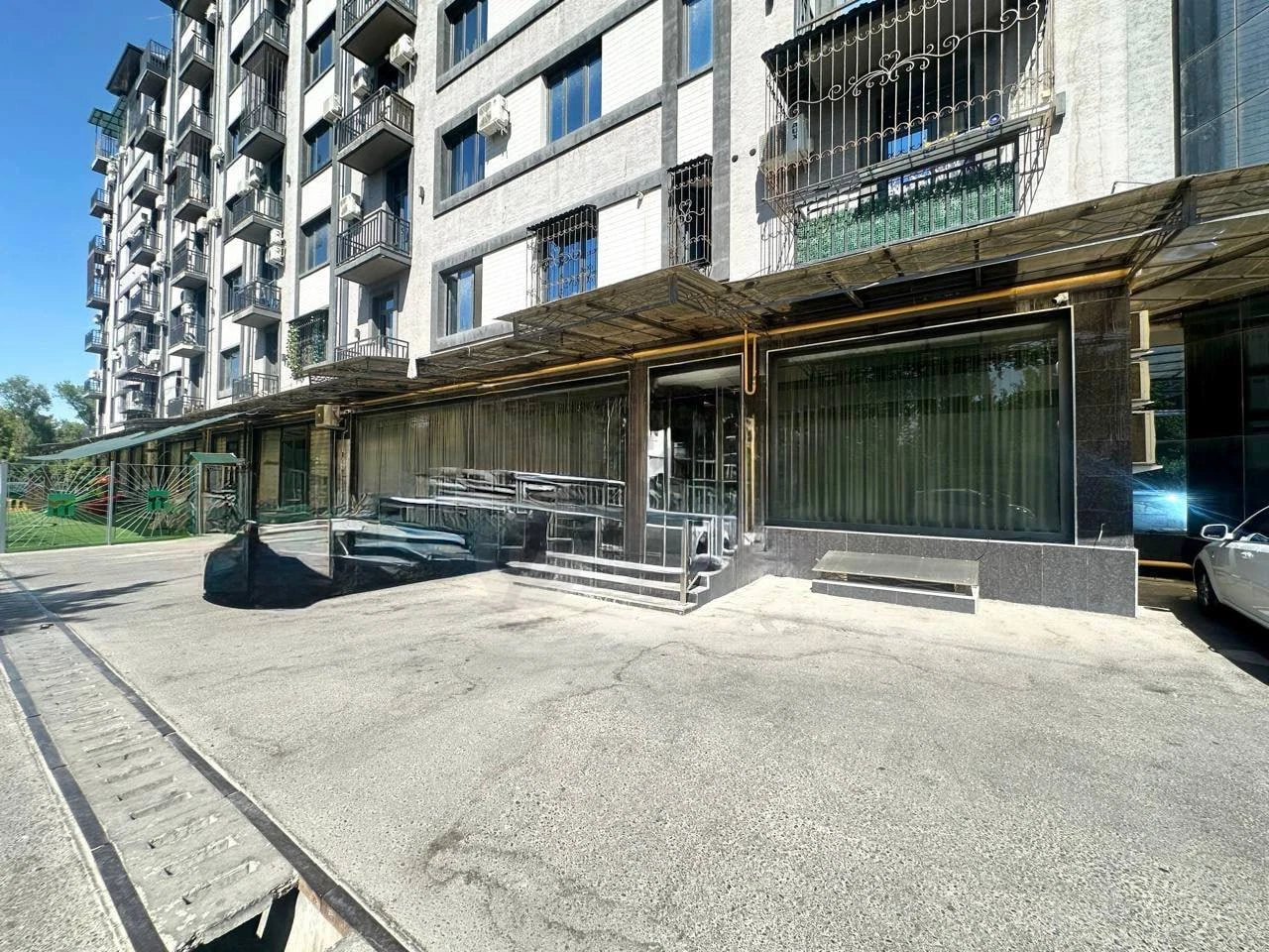 Premium Office Almazar District - Cover Photo