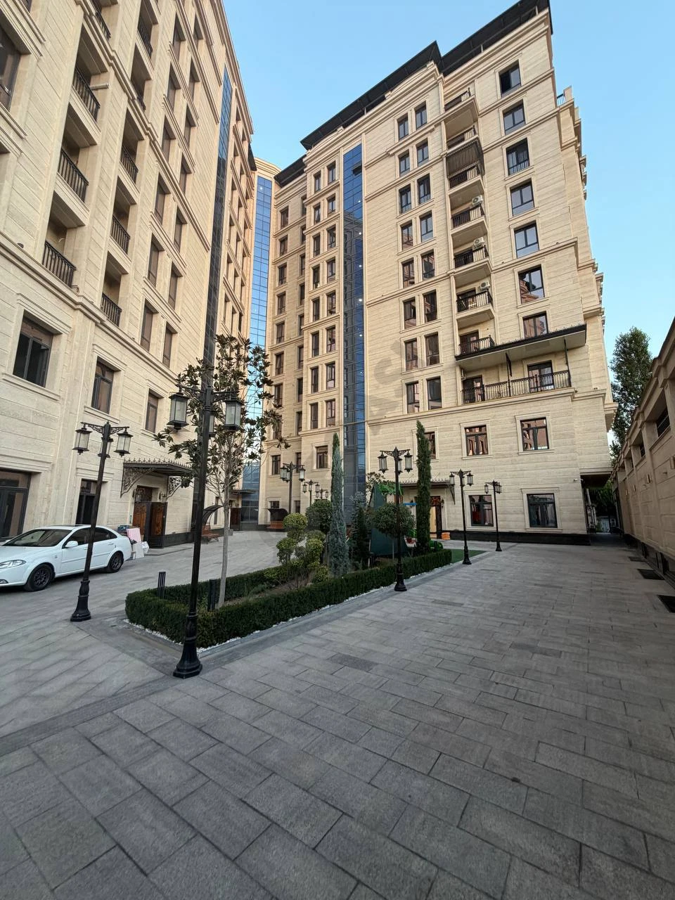 3/5/10 apartment ЖК Wiston, Darhon, Mirzo Ulug'bek - Cover Photo