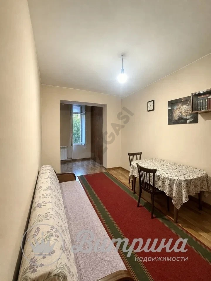 3-комнатная квартира Ойбек - Cover Photo