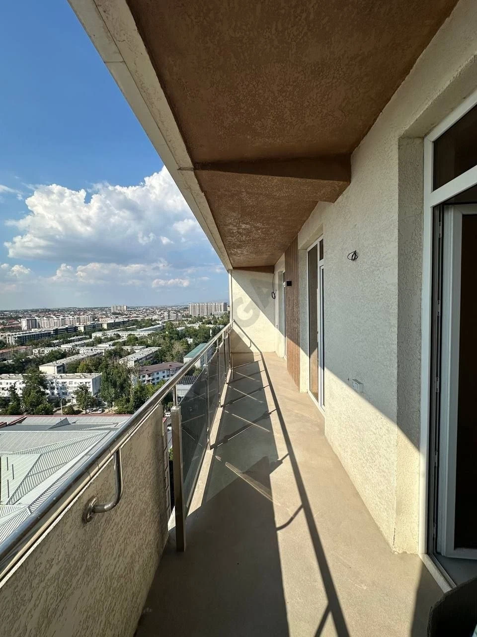 2-комнатная квартира в ЖК «ХОН САРОЙ» / «ДИПЛОМАТ», Юнусабад 6-квартал - Cover Photo