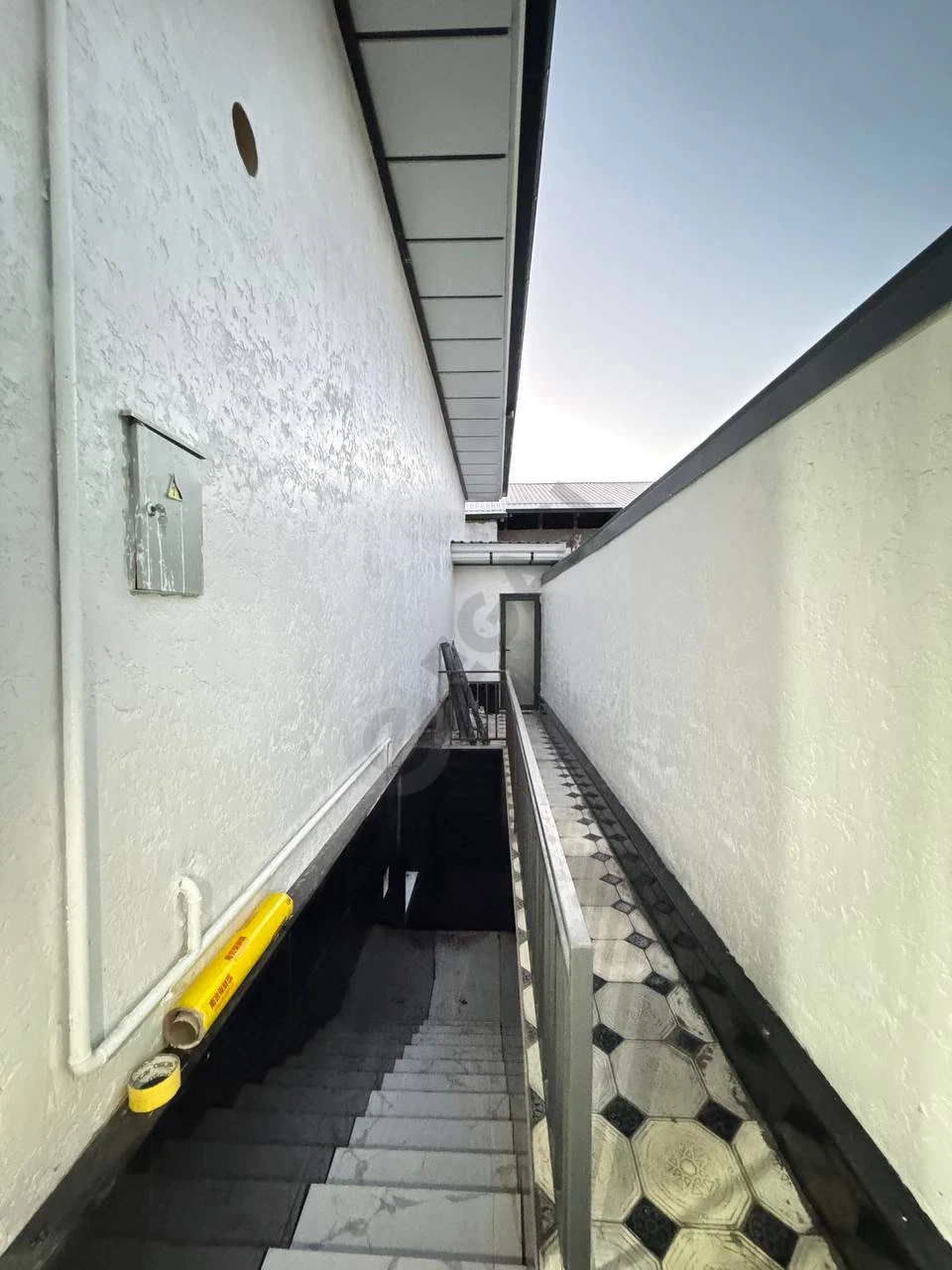 Image 7