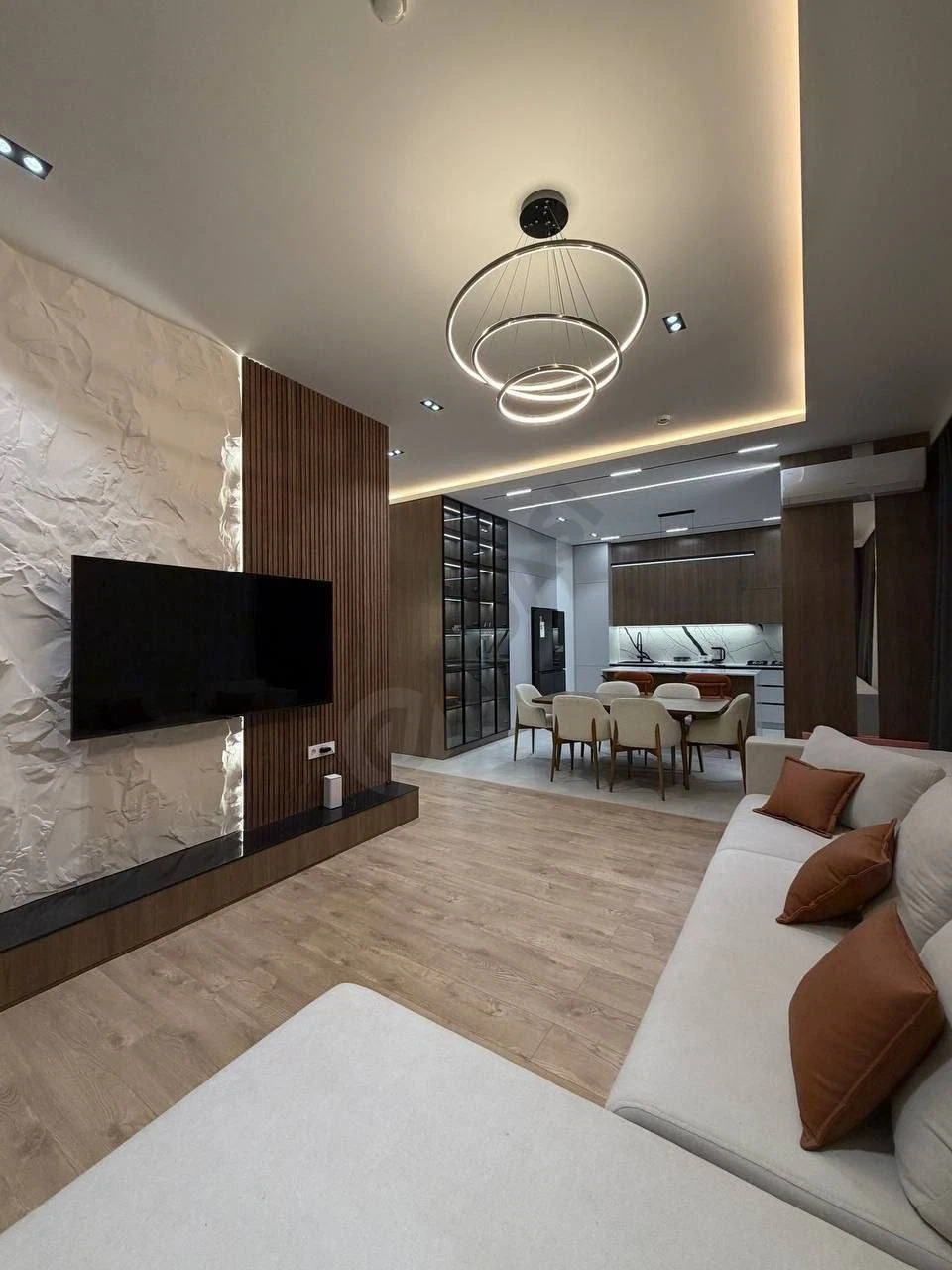 Infinity Residence 4-комнатная квартира - Cover Photo