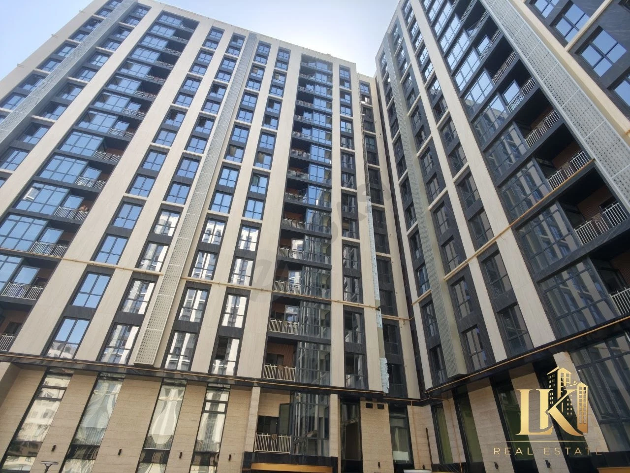 Квартира в ЖК Mavera Town, 3 комнаты, 101 м² - Cover Photo