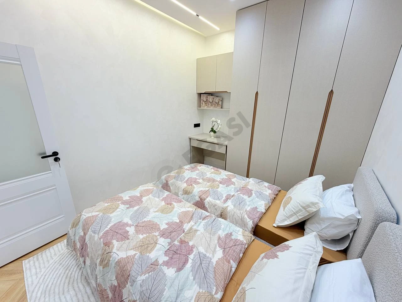 3-bedroom apartment New Classic at Yakkasaroy City Mall - Cover Photo