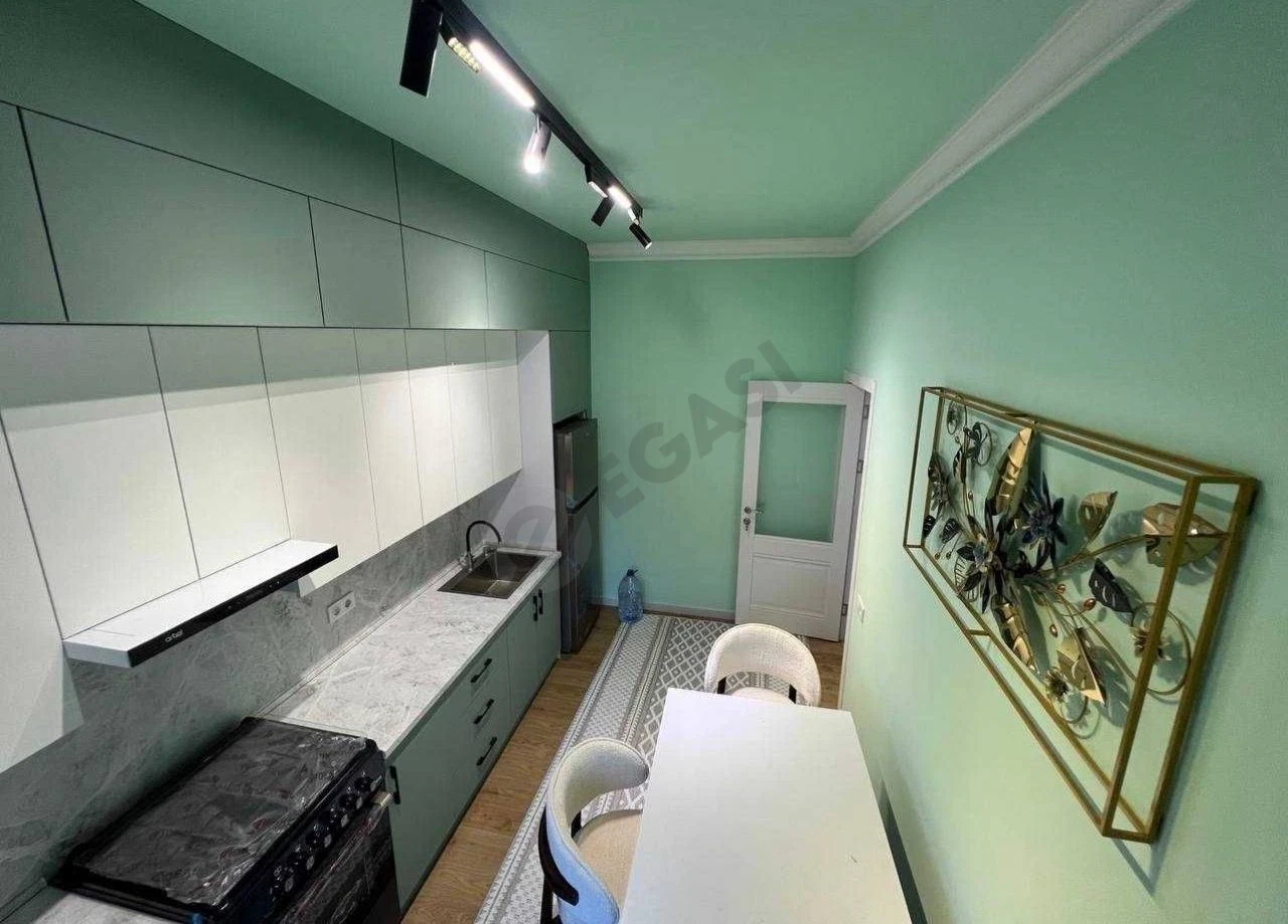 Image 7