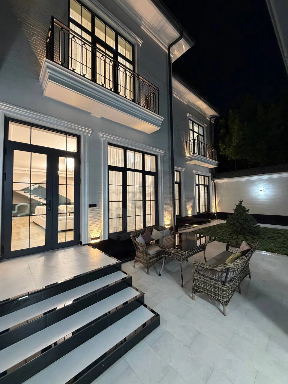 House 7 rooms, 500 sq.m, Mirzo Ulugbek district - Cover Photo
