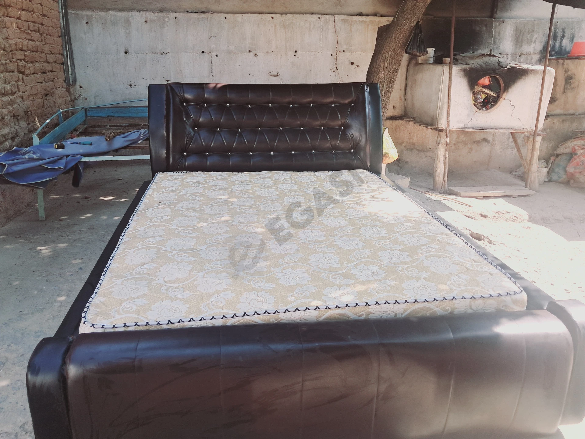 Advertisement - Cover Photo