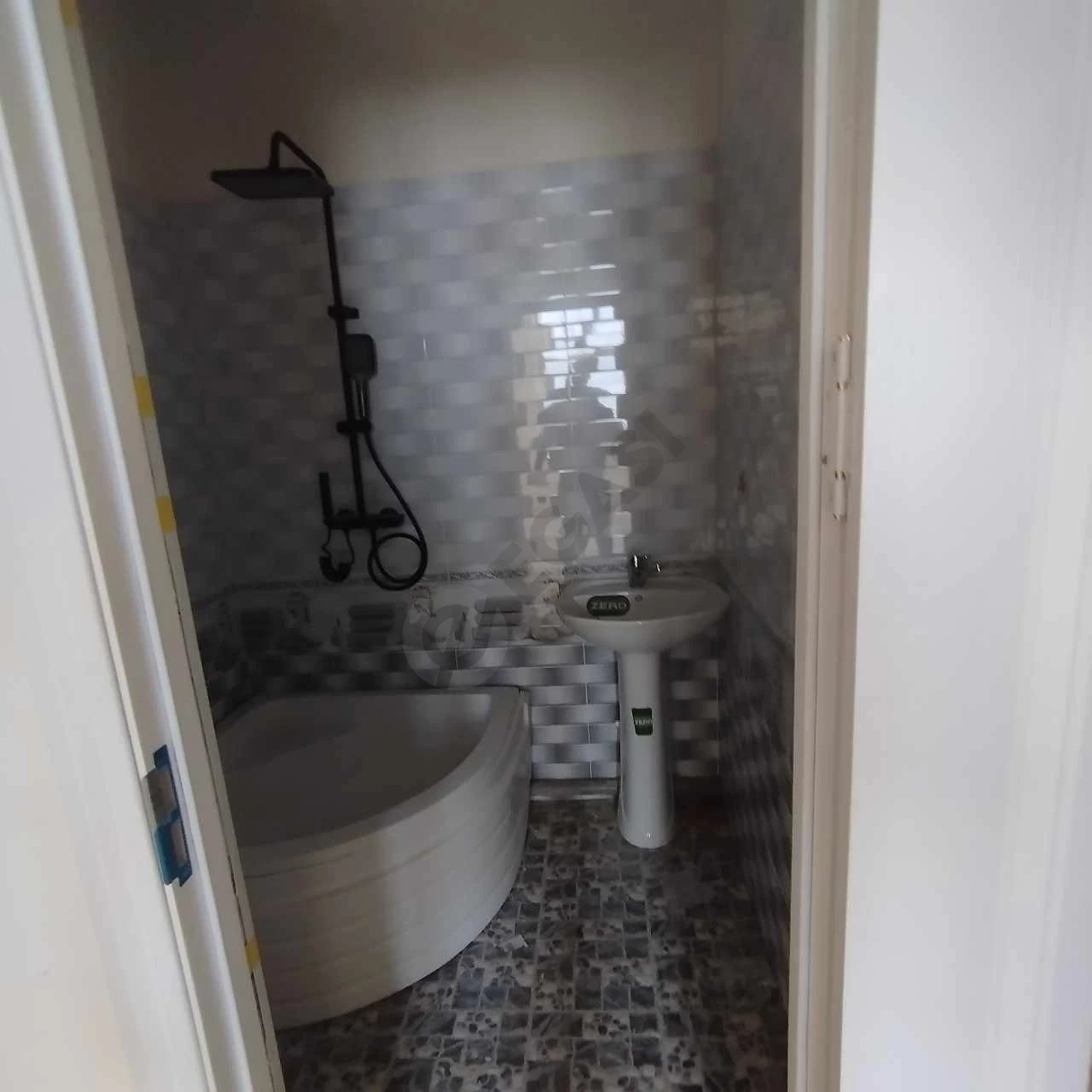 Image 4