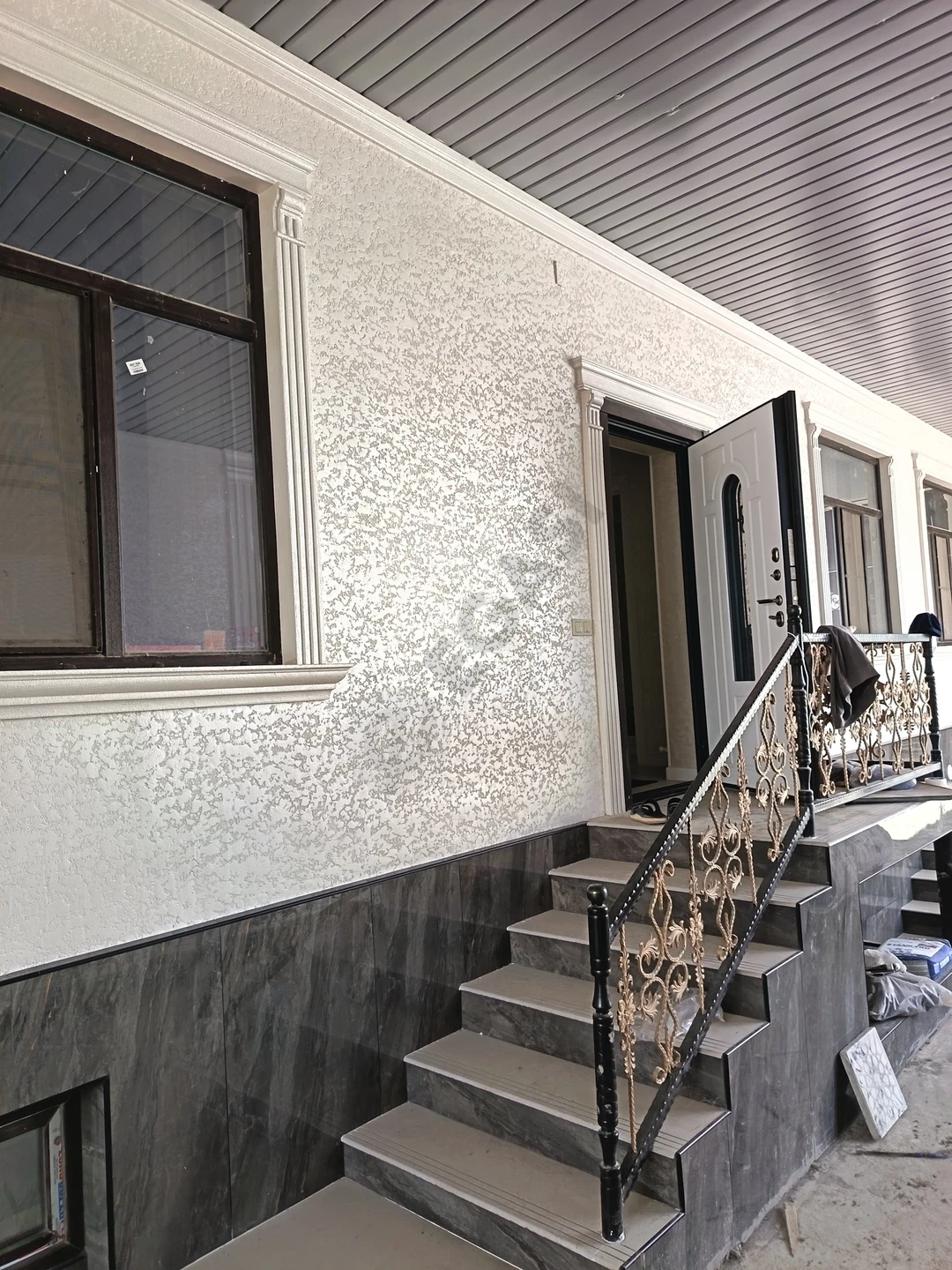 Advertisement - Cover Photo