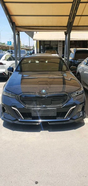 Sotuvda BMW i5 - Cover Photo