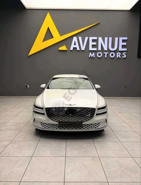 Genesis G80 - Cover Photo
