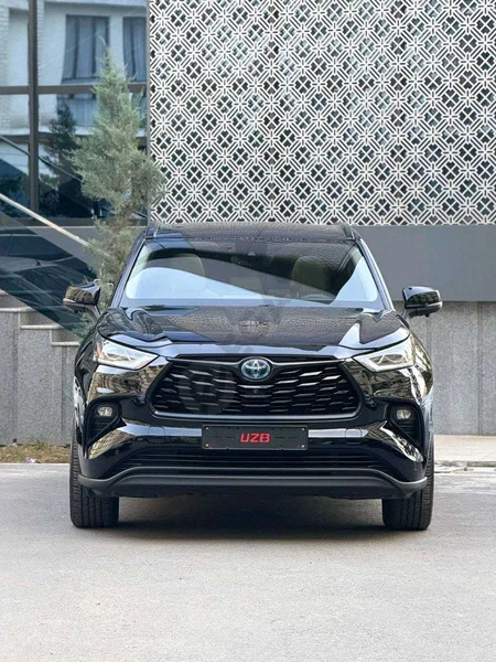 Toyota highlander - Cover Photo
