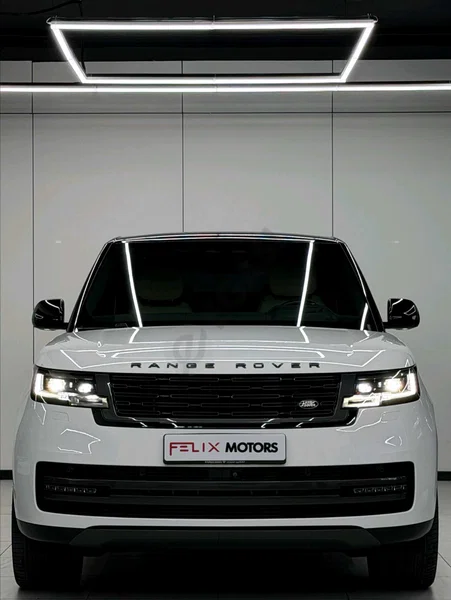 Range rover Autobiography - Cover Photo