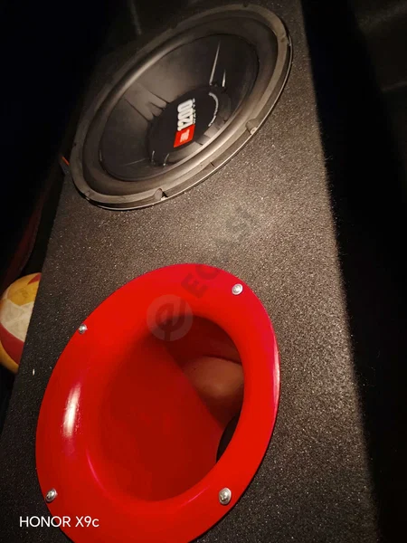 JBL 1200 Turbalik yashikda - Cover Photo