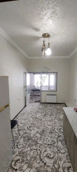 Карши ш Миллий банк рупарисидан квартира сотилади - Cover Photo