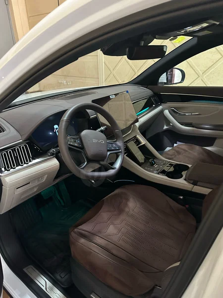BYD CHAMPION SMART FULL 605 - Cover Photo