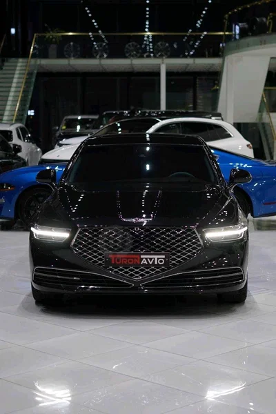 Genesis G90 - Cover Photo