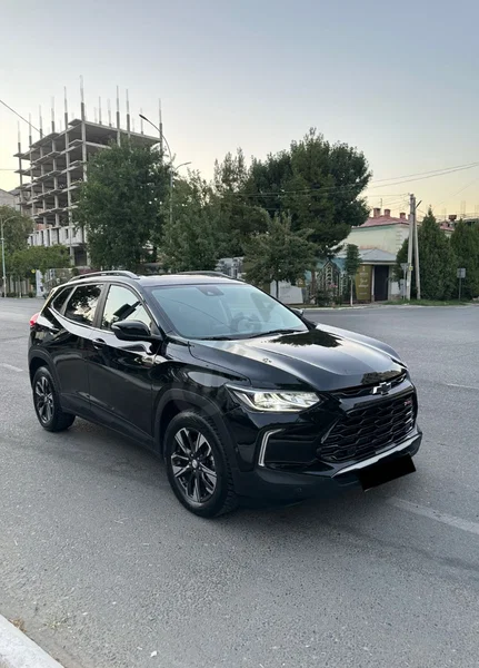tracker premier sotiladi srochno - Cover Photo