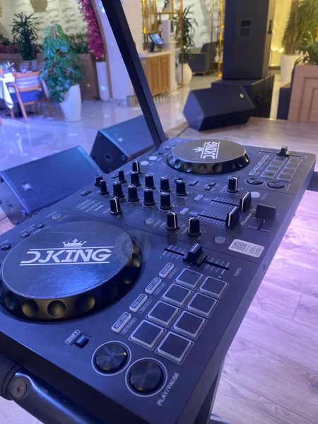 dj ddj-flx4 - Cover Photo