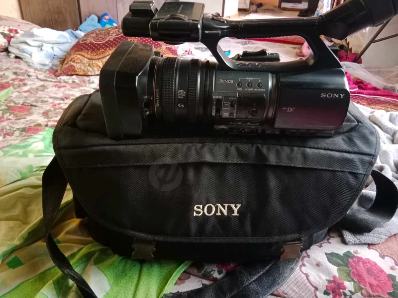 video kamera Sonymini.DV - Cover Photo