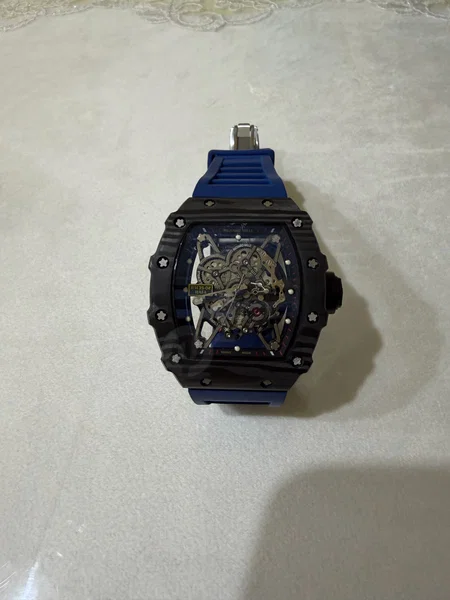 Richard Mille 35 - Cover Photo