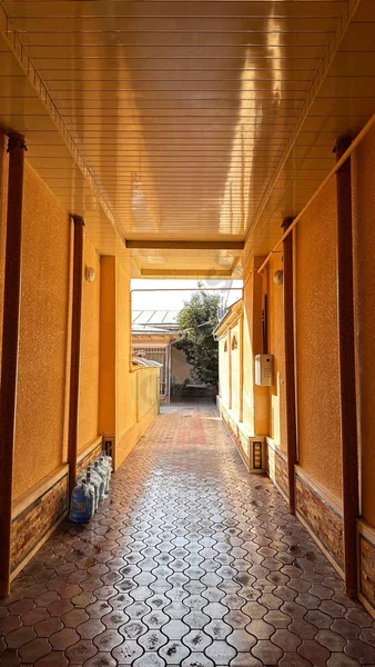 Muqumiy mahalla arendaga hovli - Cover Photo