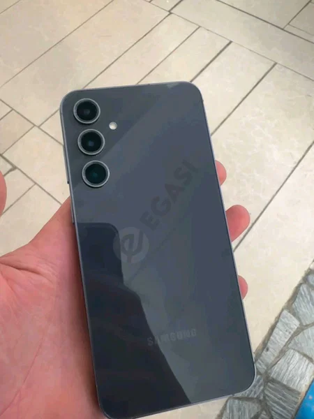 Samsung S23 FE - Cover Photo