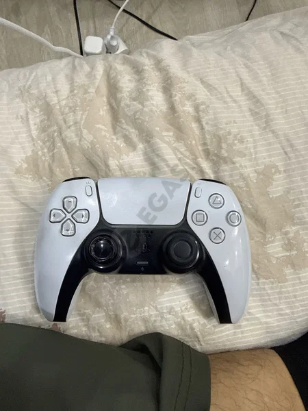 PS5 - Cover Photo