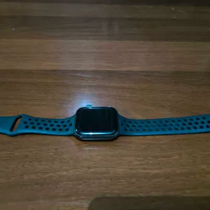 📱 Model:Apple Watch Series 4 (GPS)