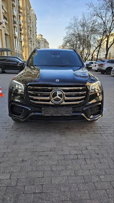 Mercedes-Benz GLS 450 2025 - Cover Photo